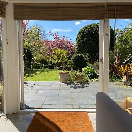 ブリストルClifton Garden Flat With Parkingアパートメント エクステリア 写真
