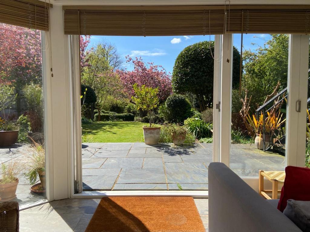 ブリストルClifton Garden Flat With Parkingアパートメント エクステリア 写真