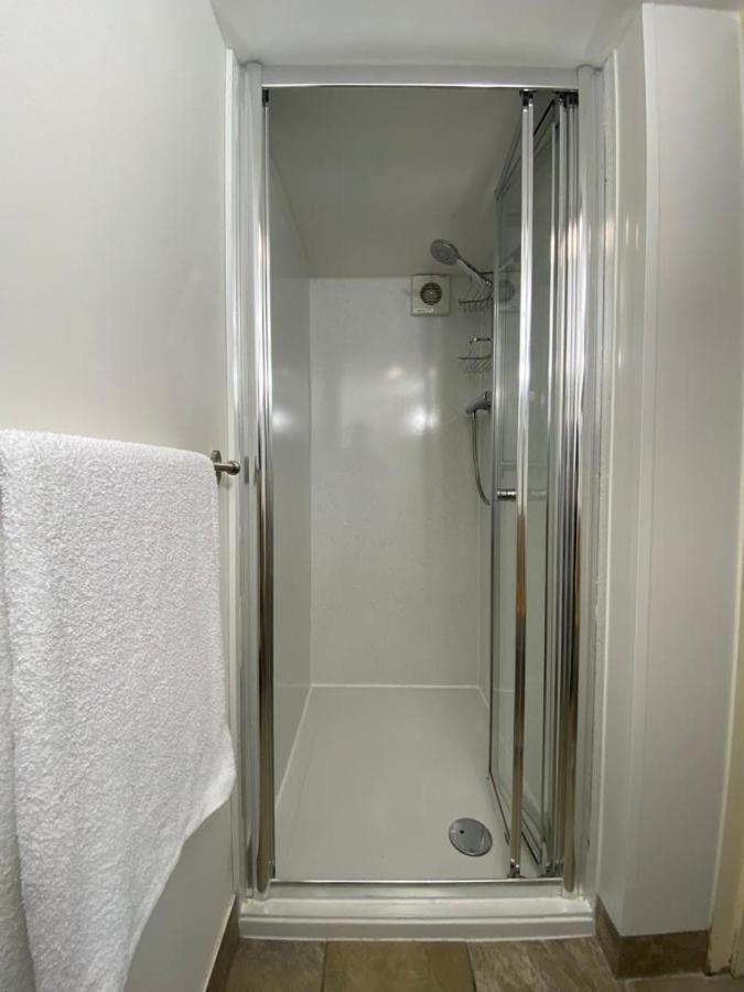 ブリストルClifton Garden Flat With Parkingアパートメント エクステリア 写真
